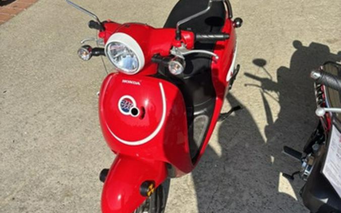 2016 Honda Metropolitan