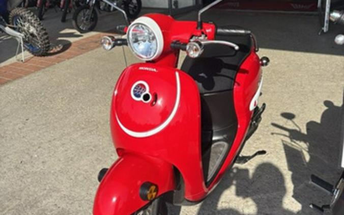 2016 Honda Metropolitan