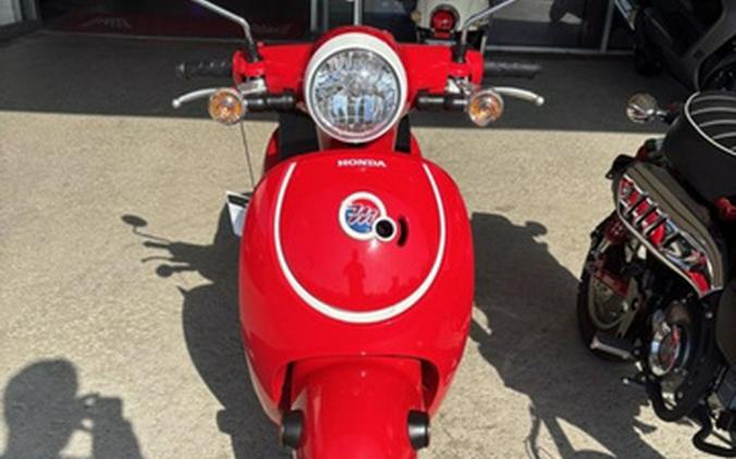 2016 Honda Metropolitan