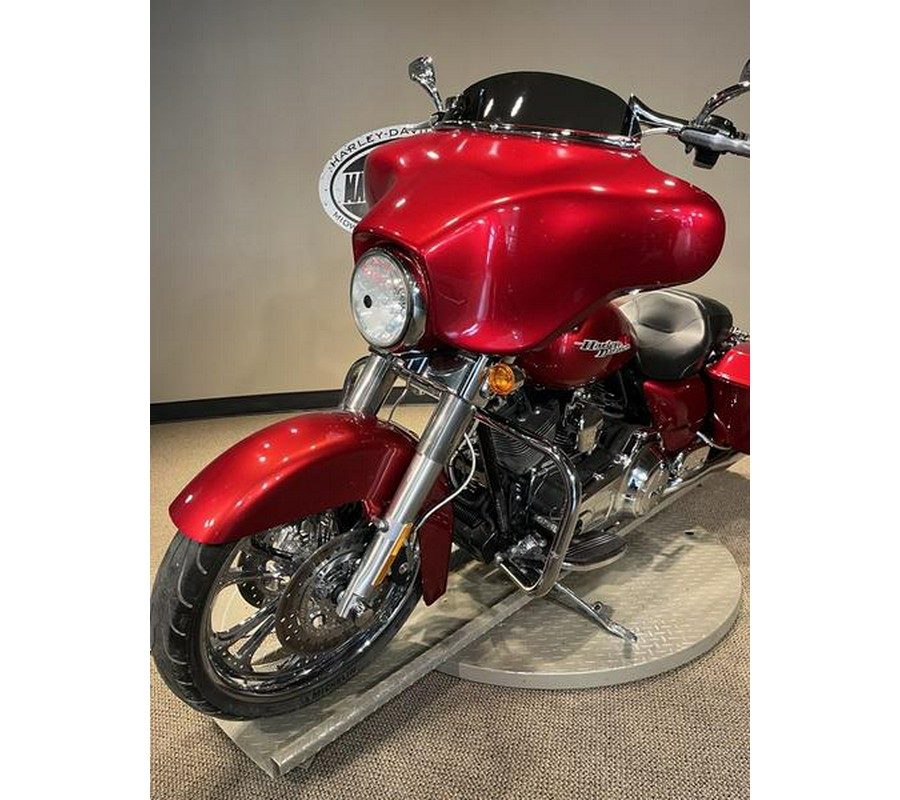 2013 Harley-Davidson® FLHX - Street Glide®