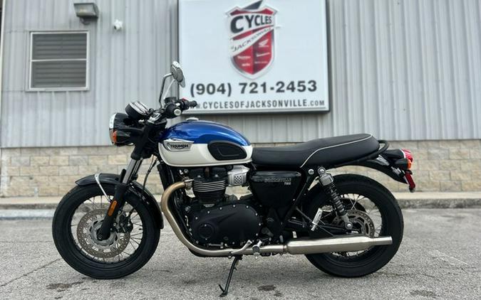 2022 Triumph Bonneville T100 Lucerne Blue/Fusion White