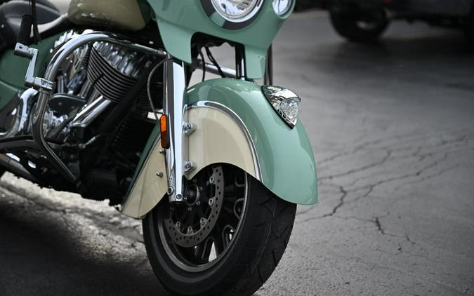 2019 Indian Motorcycle Chieftain Classic Icon Series Willow Green/Ivory Cream