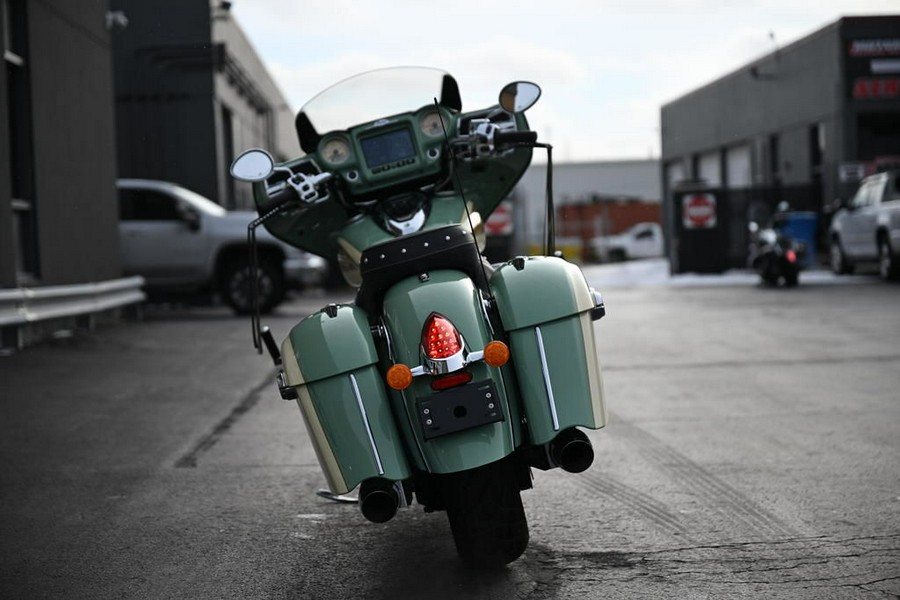 2019 Indian Motorcycle Chieftain Classic Icon Series Willow Green/Ivory Cream