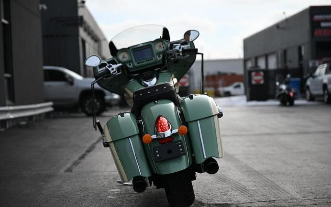2019 Indian Motorcycle Chieftain Classic Icon Series Willow Green/Ivory Cream