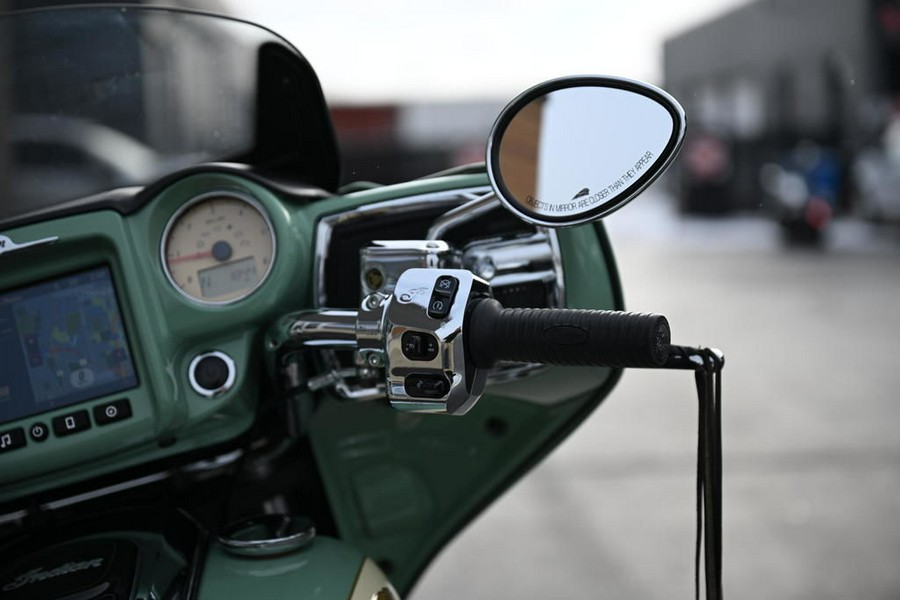 2019 Indian Motorcycle Chieftain Classic Icon Series Willow Green/Ivory Cream