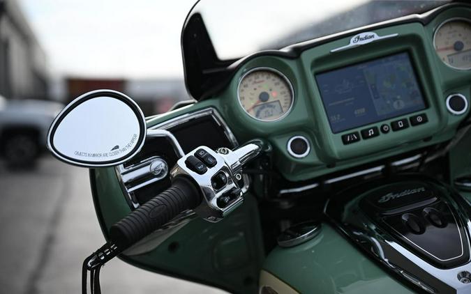 2019 Indian Motorcycle Chieftain Classic Icon Series Willow Green/Ivory Cream