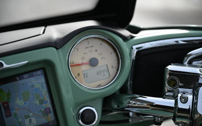 2019 Indian Motorcycle Chieftain Classic Icon Series Willow Green/Ivory Cream