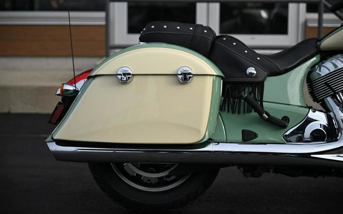 2019 Indian Motorcycle Chieftain Classic Icon Series Willow Green/Ivory Cream
