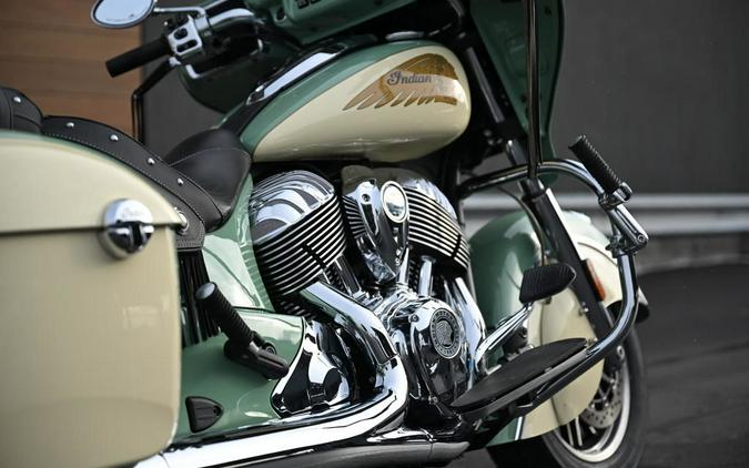 2019 Indian Motorcycle Chieftain Classic Icon Series Willow Green/Ivory Cream