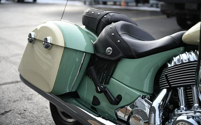 2019 Indian Motorcycle Chieftain Classic Icon Series Willow Green/Ivory Cream