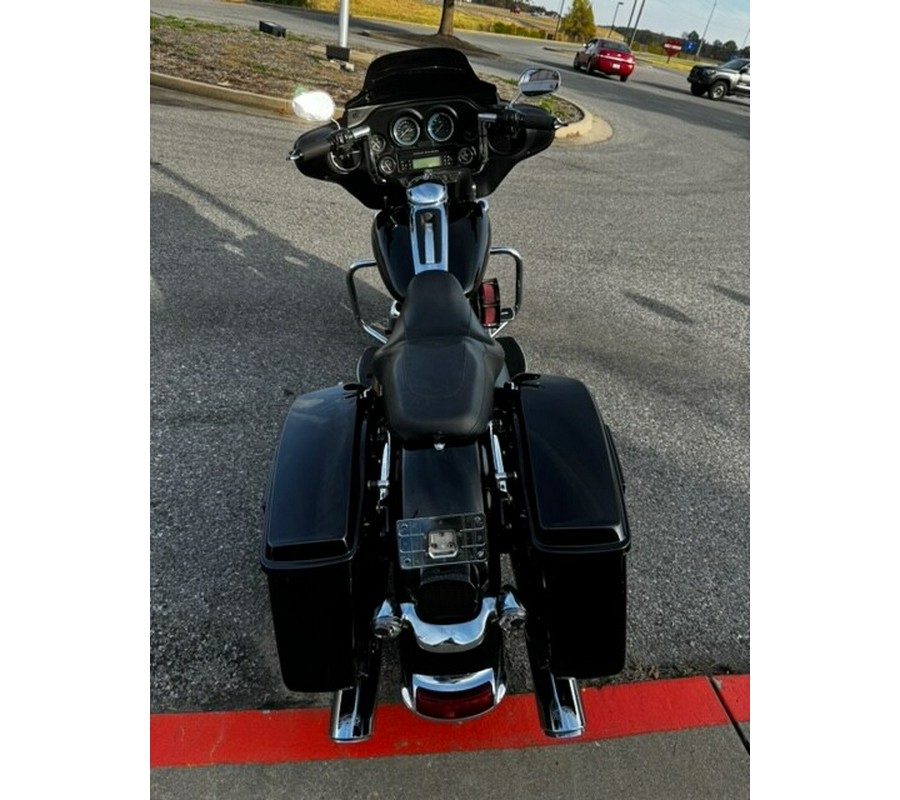 2011 Harley-Davidson Electra Glide Ultra Limited Black