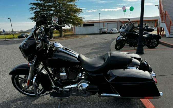 2011 Harley-Davidson Electra Glide Ultra Limited Black