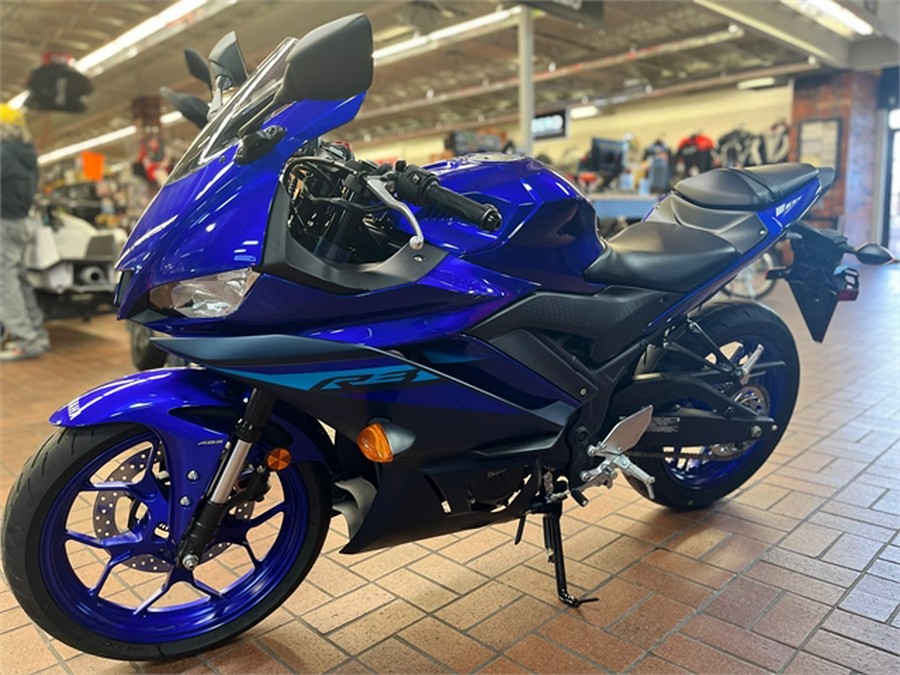 2024 Yamaha YZF-R3 ABS