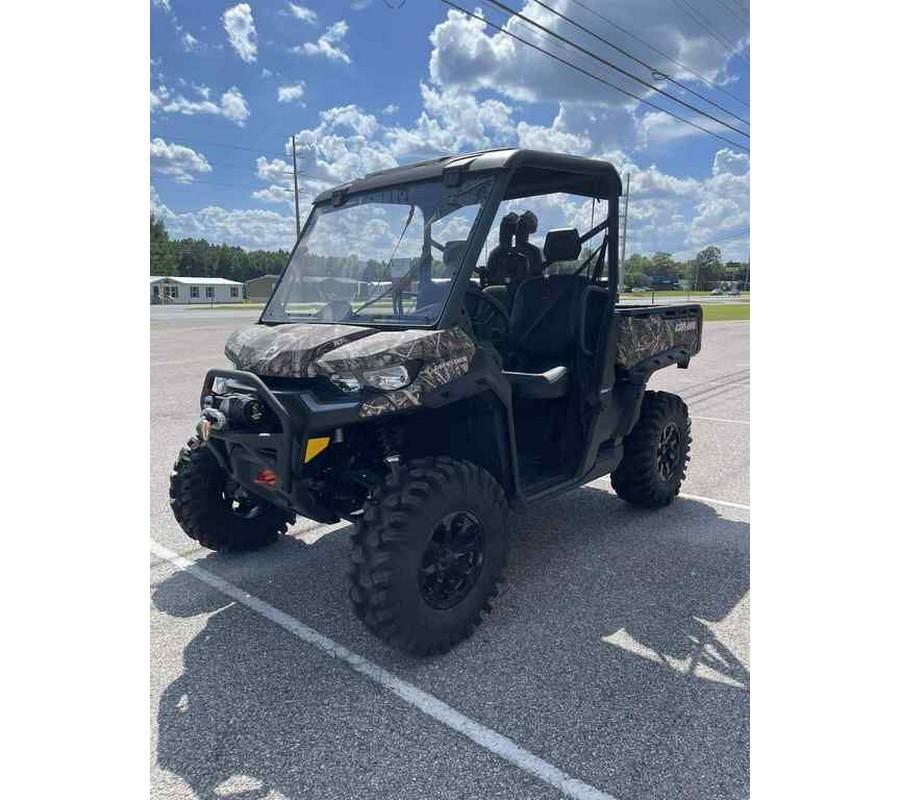 2025 Can-Am® Defender X mr HD10