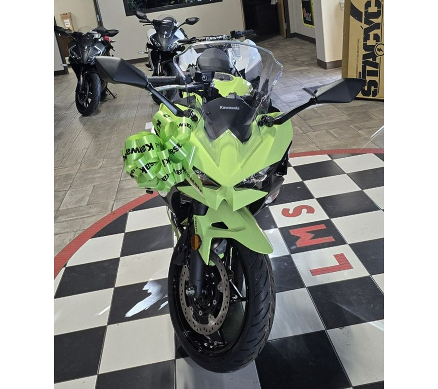2026 Kawasaki Ninja® 500 SE ABS