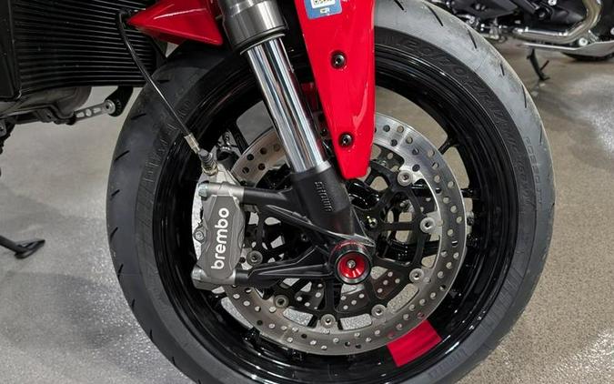 2026 Ducati MONSTER PLUS