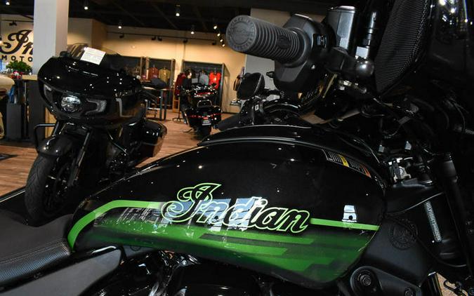 2026 Indian Motorcycle® Chieftain PowerPlus Dark Horse Signature Series Abyss Metallic / Cypher Gr