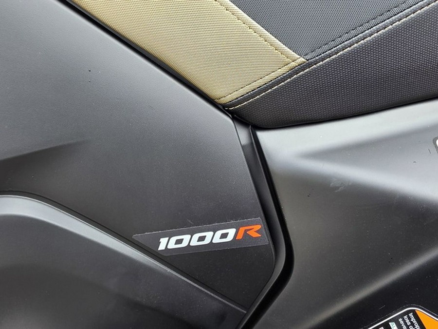 2027 Can-Am Outlander X mr 1000R Granite Grey