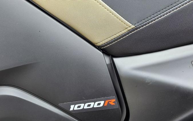 2027 Can-Am Outlander X mr 1000R Granite Grey