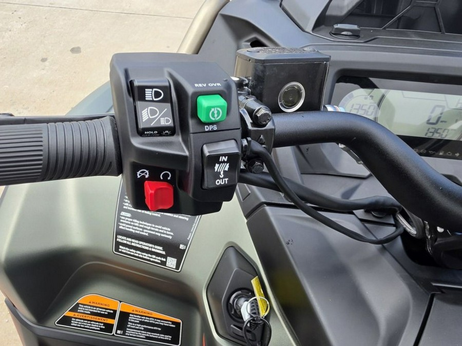 2027 Can-Am Outlander X mr 1000R Granite Grey