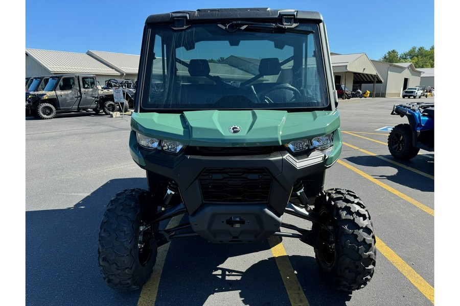 2025 Can-Am DEFENDER DPS CAB HD9