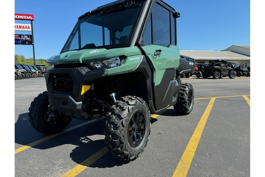 2025 Can-Am DEFENDER DPS CAB HD9