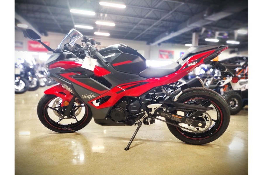 2025 Kawasaki Ninja 500 SE ABS