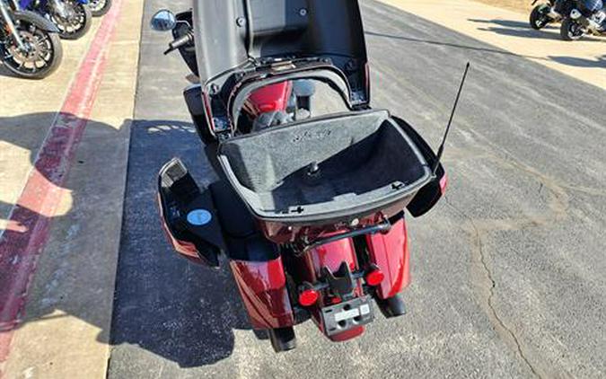 2026 Indian Motorcycle Pursuit® Dark Horse®