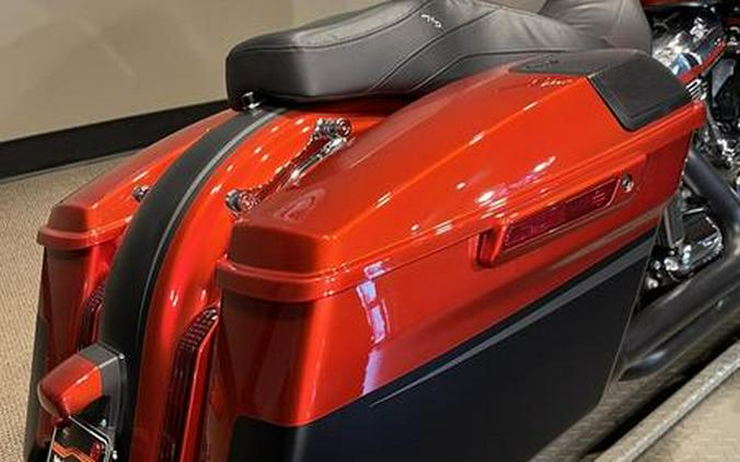 2018 Harley-Davidson® FLHXSE - CVO™ Street Glide®