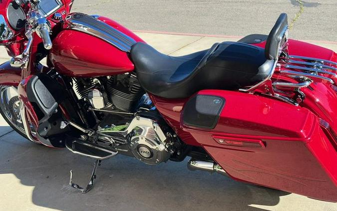 2016 Harley-Davidson® FLHXSE - CVO™ Street Glide®