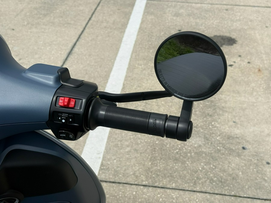 2027 Vespa Primavera 50 Officina 8