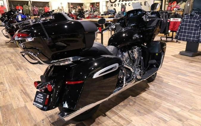 2026 Indian Motorcycle® Pursuit® Limited 112 w/PowerBand Audio Sunset Red Metallic