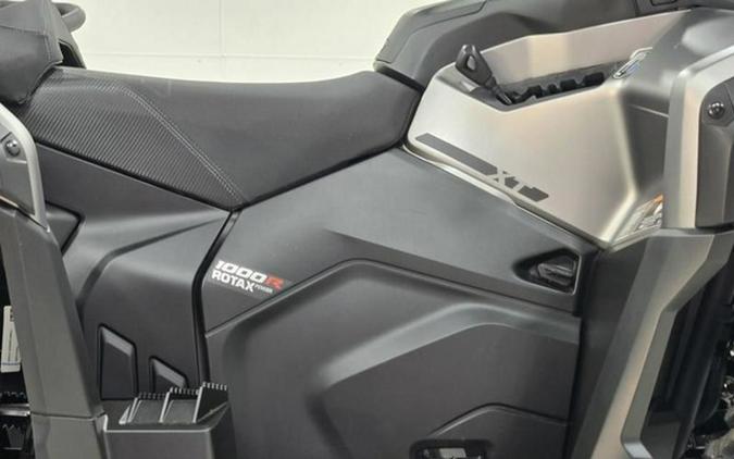 2027 Can-Am Outlander MAX XT 1000R 10.25 in.
