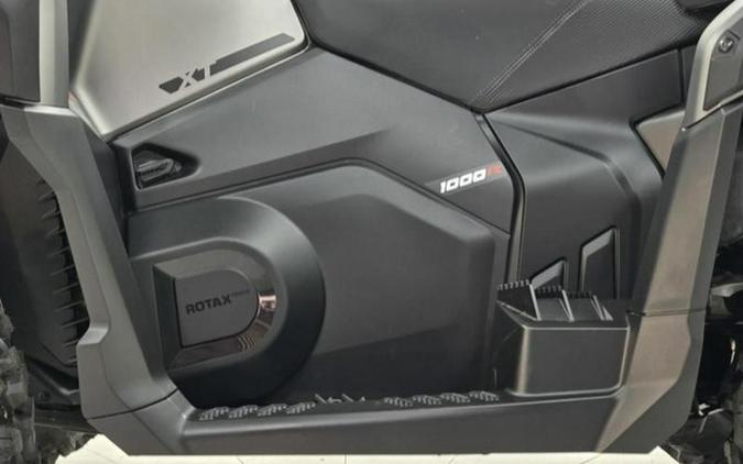 2027 Can-Am Outlander MAX XT 1000R 10.25 in.