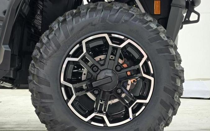 2027 Can-Am Outlander MAX XT 1000R 10.25 in.