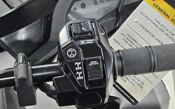 2027 Can-Am Outlander MAX XT 1000R 10.25 in.