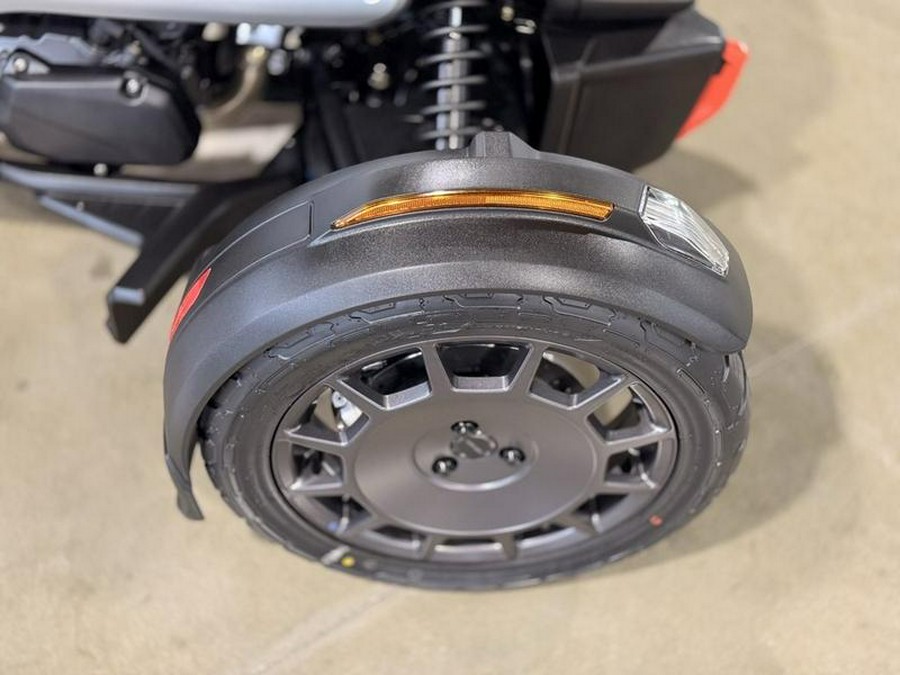 2025 Can-Am® Canyon XT