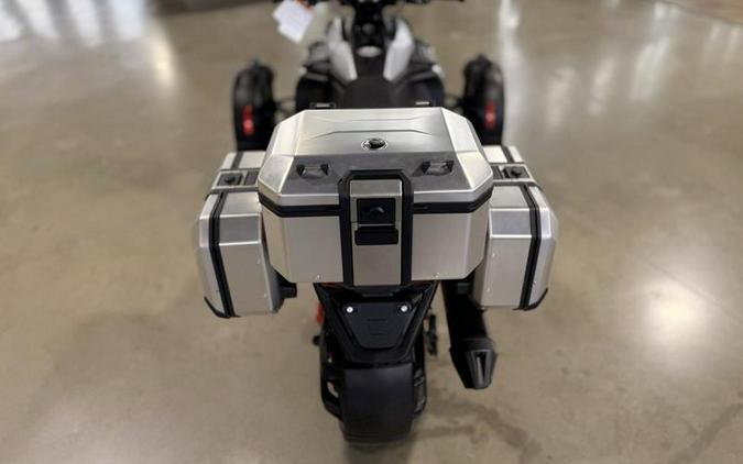 2025 Can-Am® Canyon XT