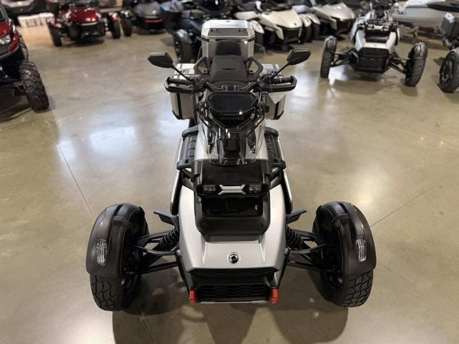 2025 Can-Am® Canyon XT