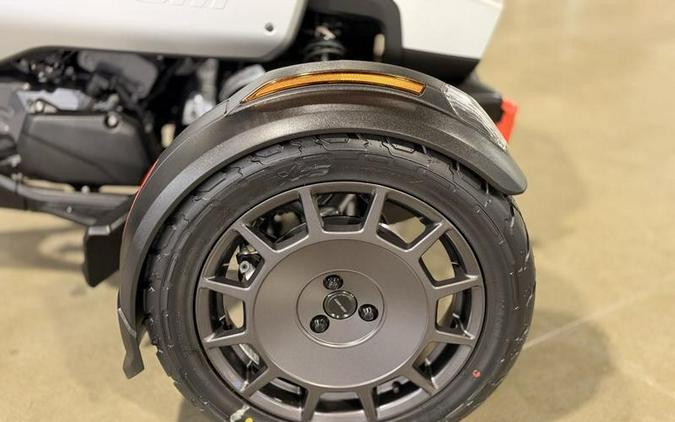 2025 Can-Am® Canyon XT