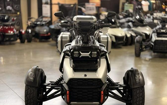 2025 Can-Am® Canyon XT