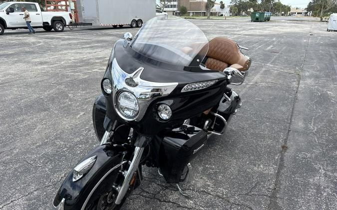 2016 Indian Motorcycle® Roadmaster® Thunder Black