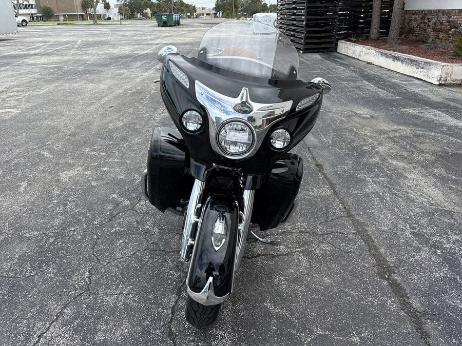 2016 Indian Motorcycle® Roadmaster® Thunder Black