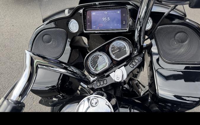 2021 HARLEY DAVIDSON Road Glide Limited - 17037