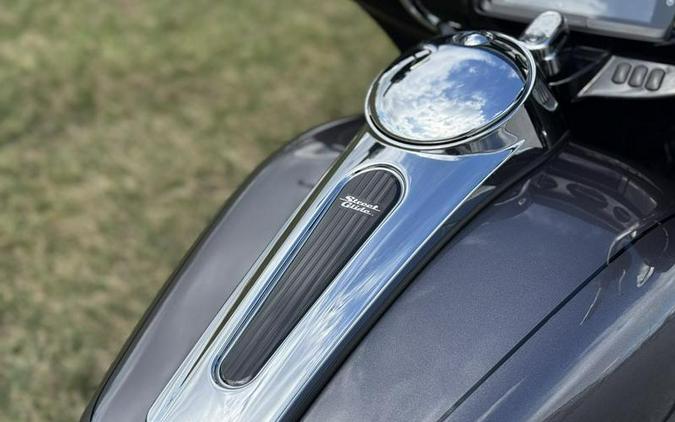 2015 Harley-Davidson® FLHXS - Street Glide® Special