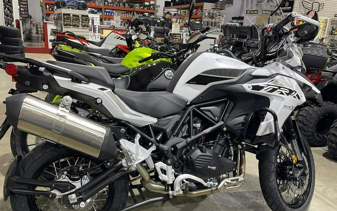 2021 Benelli TRK502X Review (14 Fast Facts for Adventure Touring)