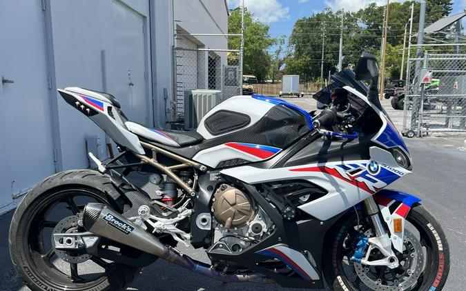 2022 BMW S 1000 RR Light White / Racing Blue / Racing Red