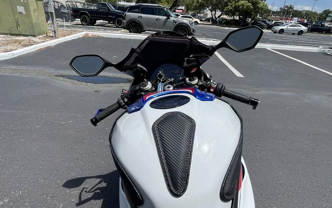 2022 BMW S 1000 RR Light White / Racing Blue / Racing Red