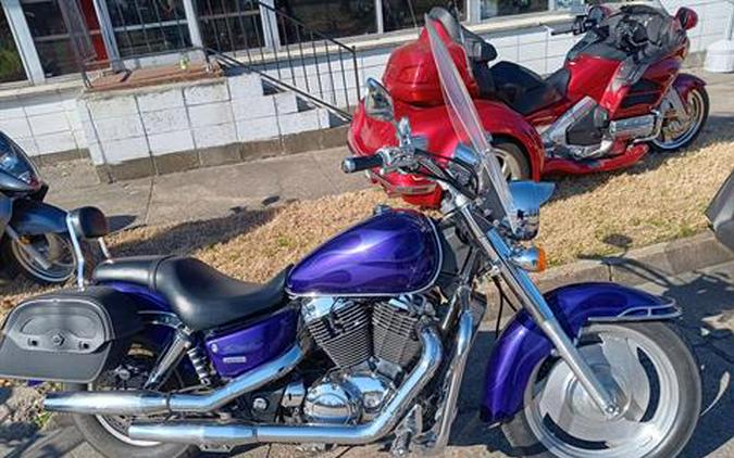 2004 Honda VT 1100 C2F