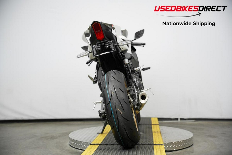 2022 Yamaha YZF-R7 - $9,999.00